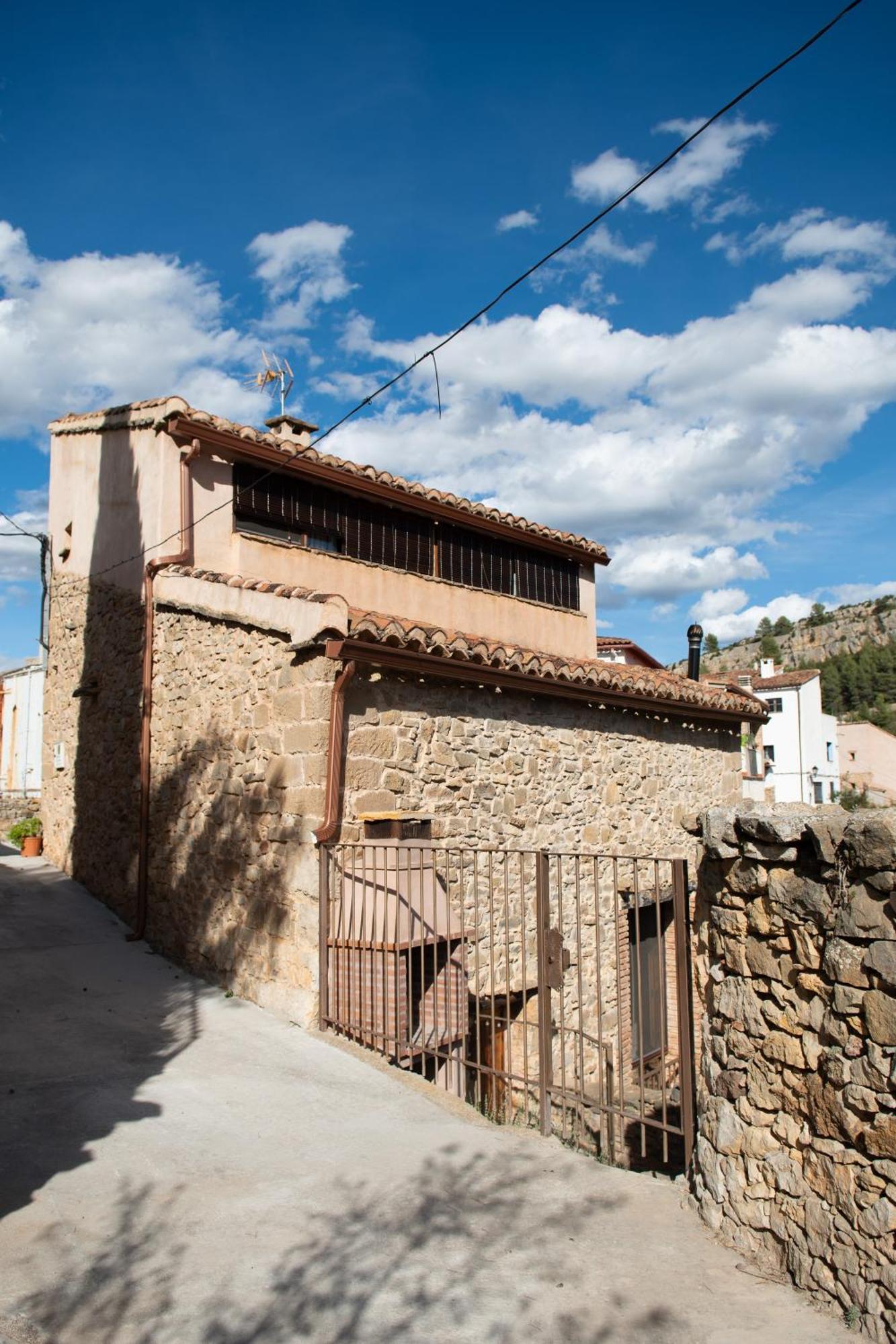 Obispo Hernandez La Casita Del Cingloヴィラ エクステリア 写真